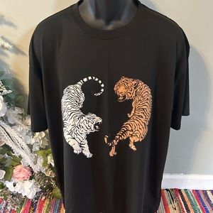 White Tiger vs Bengal Tiger Tee Shirt Animal Print Yin Yang Black XL
